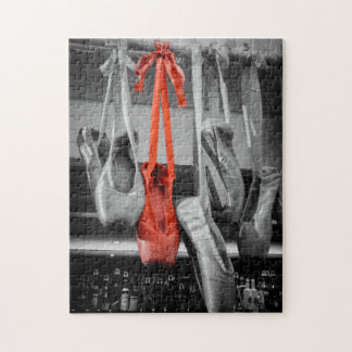 Den röda häftklammermataren pussel