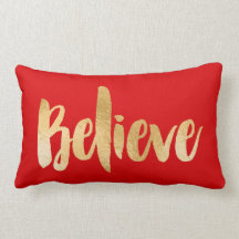 Den röda och guld- julen kudder tro