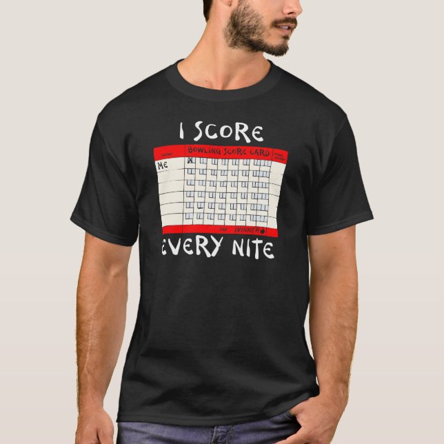 Den roliga bowlingen görar poäng jag varje Nite Tee Shirt (Framsida)