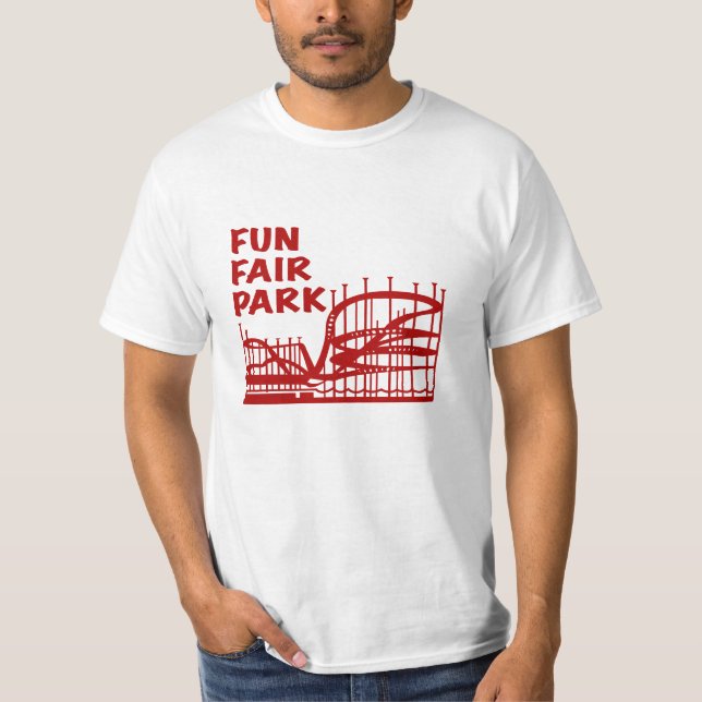 Den roliga mässan parkerar värderar skjortan tee shirt (Framsida)