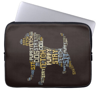 Den roliga ordmolnhunden sitter stagFetchObedience Laptop Sleeve