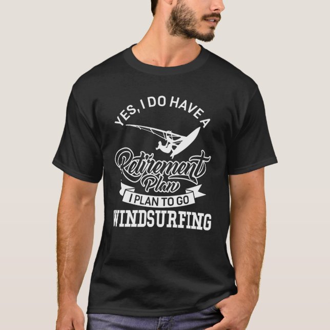 Den roliga pensionen planerar surfing t shirt (Framsida)