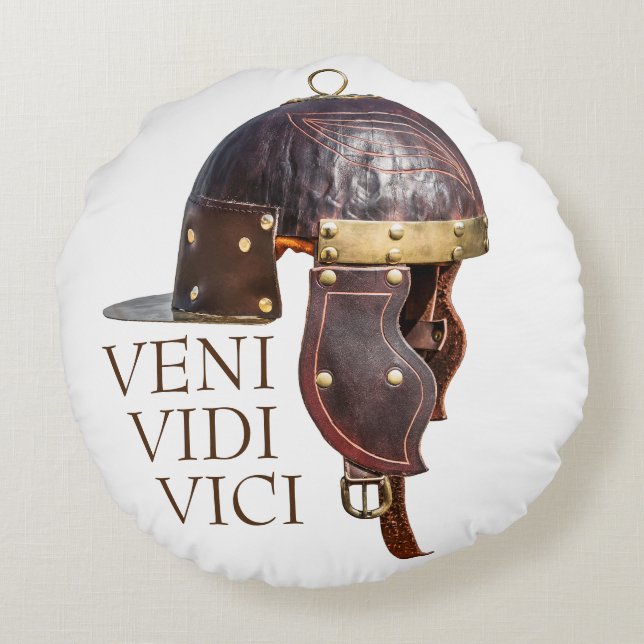 Den romerska militärhjälmen - Veni, Vidi, Vici Rund Kudde (Baksidan)