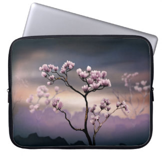Den rosa bärbar dator för magnoliaen (mörk laptop sleeve