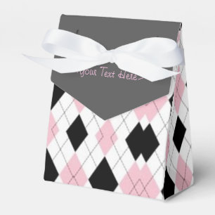 Den rosa och svart Argyle personligfavören boxas Presentaskar
