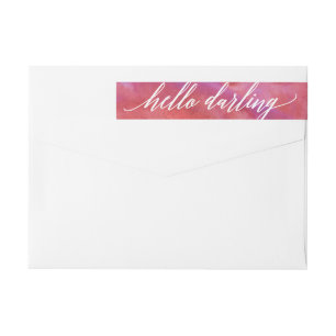 Den rosa vattenfärgcalligraphyen skrivar etikettband