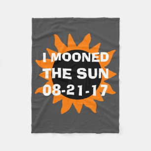 Den sammanlagda sol- förmörkelsen Mooned jag sol Fleecefilt