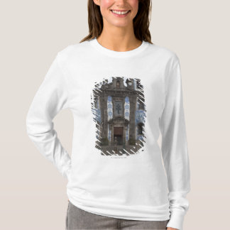 Den Santo Ildenfonso kyrkan med belägger med tegel T Shirt