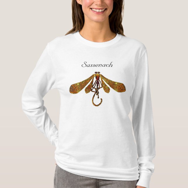 Den Sassenach sländan - skräddarsy den! Tee (Framsida)