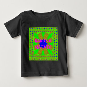 Den senaste Hakuna Matata-fina Fantastisk Design C Tee Shirt