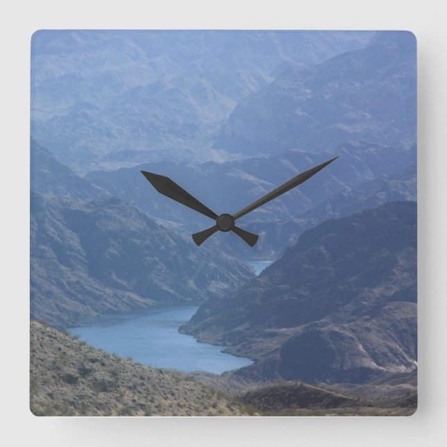 Den sjöMeade väggen tar tid på Fyrkantig Klocka (Framsida)