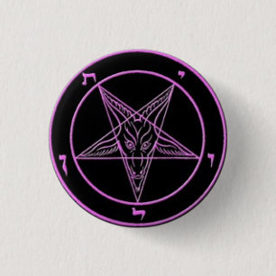 Den små svarten och rosa Baphomet klämmer fast Knapp