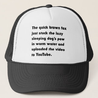 Den Snabba Bruna Räven Fastnade... Pangram T-Shirt Truckerkeps