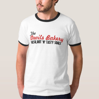 DEN SOM ÄR I UNDERLÄGE - "djävularbageri" T-tröja T-shirt