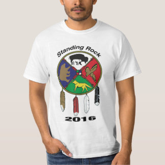 Den stå medicinen för kvinnan för stenvitbuffeln t-shirt