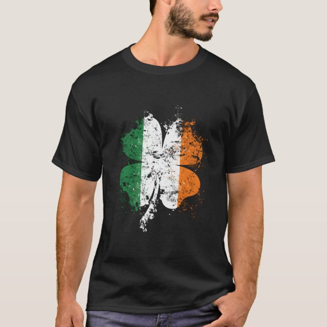 Den stressade Shamrock Irish Flagga Stpatricks dag T Shirt (Framsida)