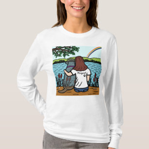 Den svart Labrador och mammaregnbågen överbrygga Tee Shirt