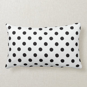 Den svartvita polkaen pricker lumbarkudde