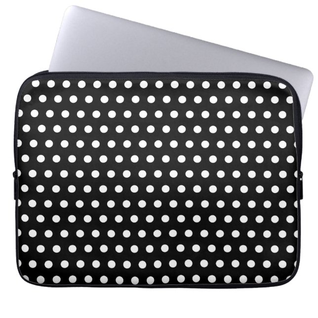 Den svartvita polkaen pricker mönster. Spotty. Laptop Sleeve (Framsidan)