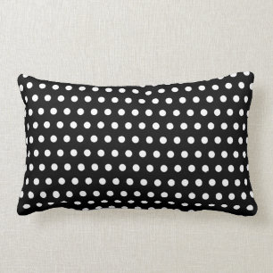 Den svartvita polkaen pricker mönster. Spotty. Lumbarkudde