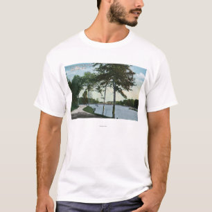 Den sydliga blvden beskådar av Central Park och T-shirt