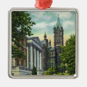 Den Syracuse U universitetsområdet beskådar den Julgransprydnad Metall