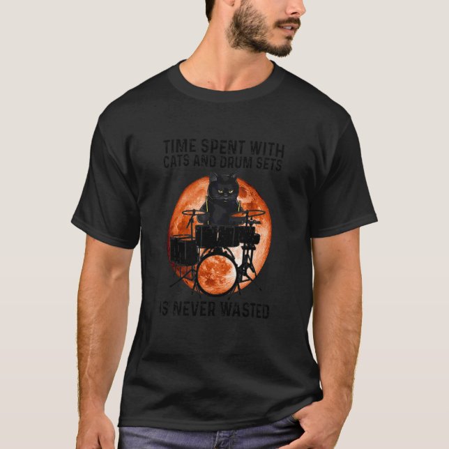 Den tid som tillbringas med katter och trummor Slö T Shirt (Framsida)
