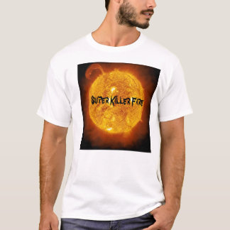Den toppna mördare avfyrar den inpassade tee shirt