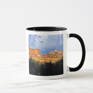 Den toskanska byn Sienna, Italien. Mugg