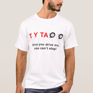 Den Toyota bilen besvärar t-skjortan Tee Shirt