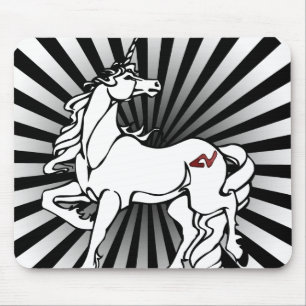 Den traditionella alt.news-unicornen vadderar musmatta