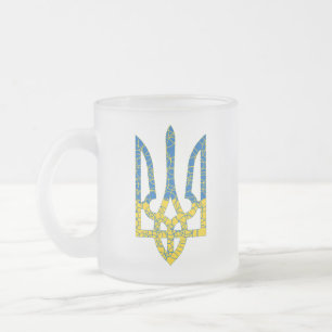 Den ukrainska tridenten texturerade flagga Ukraina Frostad Glasmugg