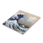 Den Underbara vågen av Kanagawa Kakelplatta<br><div class="desc">Vintage Japansk konst Den Underbara vågen av Kanagawa eller vågen ... bedövande konstverk i ukiyo-e stil av en underbar mästare Katsushika Hokusai ... vintage konst på moderna dagsprodukter från Zazilicious</div>