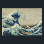 Den Underbara vågen av Kanagawa Poster<br><div class="desc">Den Underbara vågen av Kanagawa Poster den Underbara vågen av Kanagawa, även känd som den Underbara vågen eller helt enkelt vågen, är ett träblock som tryckts av den japanske konstnären Katsushika Hokusai. Som exempel på ukiyo-e-konst publicerades den mellan 1830 och 1833 som den första i Hokusais serie 36 vyer av...</div>