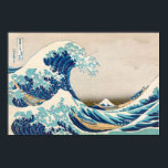 Den Underbara vågen vid ursprunglig Kanagawa-repro Poster<br><div class="desc">Under Wave off Kanagawa (Kanagawa oki nami ura), även kallad Underbar Wave, av Katsushika Hokusai (japanska, Tokyo (Edo) 1760-1849 Tokyo (Edo)). Den här exakta reproduktionen kompletterar din dekoration perfekt. Den faktiska storleka är 10, 1 x 14, 9 tum eller 25, 7 cm x 37.</div>