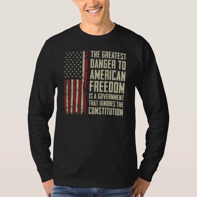 Den Underbarare faran för den amerikanska friheten T Shirt (Framsida)