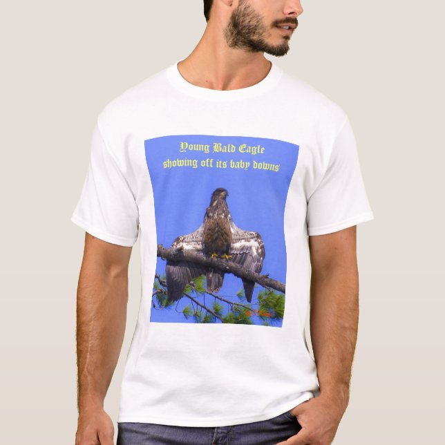 Den unga örnkortvisningen av buk besegrar tee shirt (Framsida)