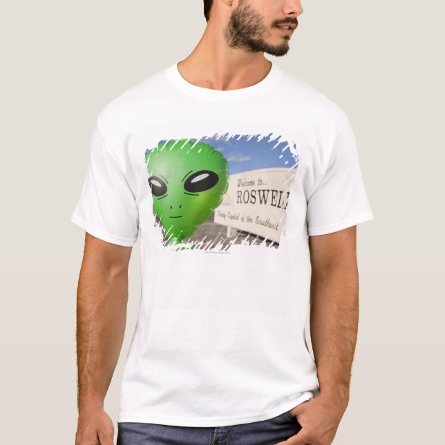 Den uppblåsbara främlingen med välkomnande till tee shirt (Framsida)