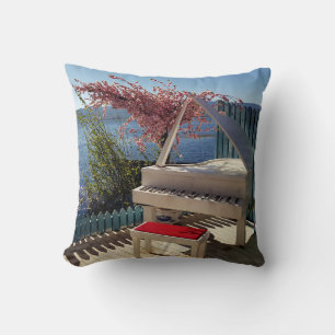 Den vackra scenen Piano bredvid Pillow i Sjö Kudde