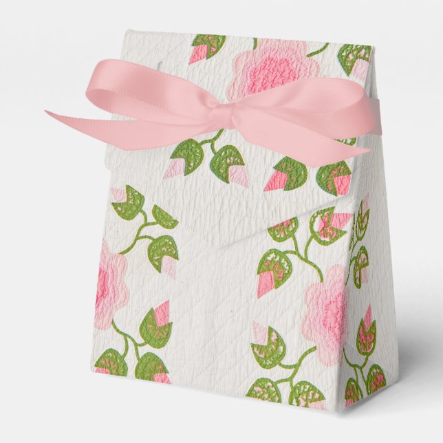 Den vadderade fauxgåvan boxas presentaskar (Framsidan Sidan)