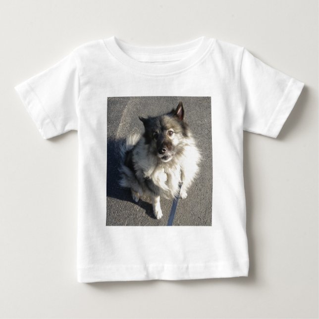 Den väldiga Theoen Tee Shirt (Framsida)