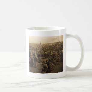 Den väljande dansen av blackfeetna (Sepia) Kaffemugg