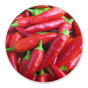 Den varma chilien pepprar den keramiska knoppen knopp