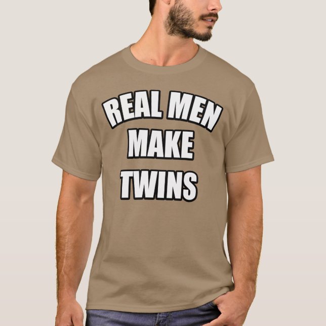 DEN VERKLIGA MANAR GÖR TWILLINGAR T-SHIRT (Framsida)
