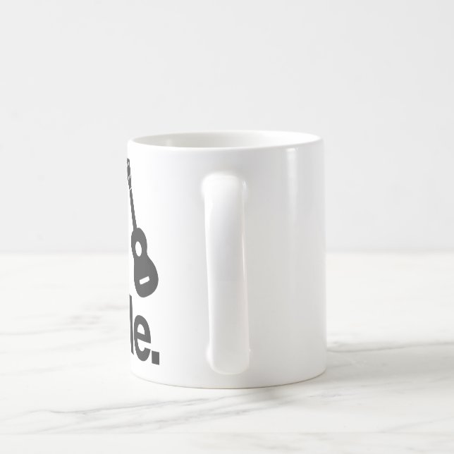 DEN VERKLIGA MANAR LEKER UKULELEN KAFFEMUGG (Handtag)