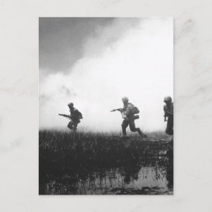 Den vietnamesiska arméns svarta trupper i stridsom vykort