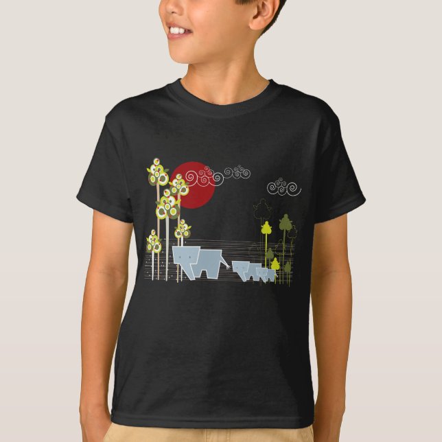 Den vimiska elefantfamiljen i skogen och Sol T-shirt (Framsida)