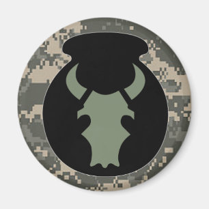 Den visa tjuren ACU-looken underkuvad w/camo Magnet