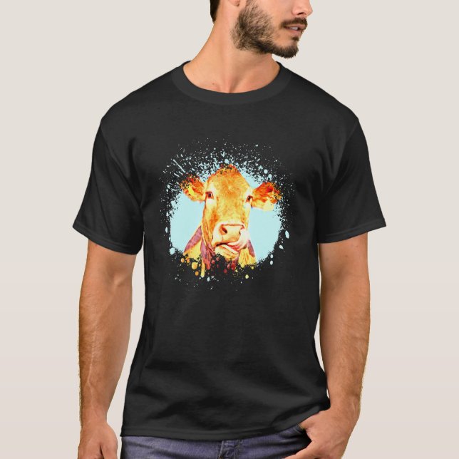 Den Visar En Konstnärligt Ed Ko T Shirt (Framsida)