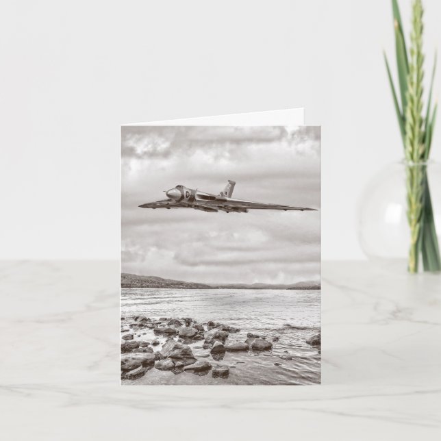 Den Vulcan XH558 finalen passerar Kort (Framsida)